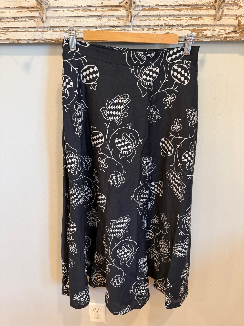 Xirena cotton and silk midi skirt size small
